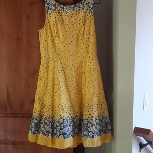 Eshakti sleeveless dress